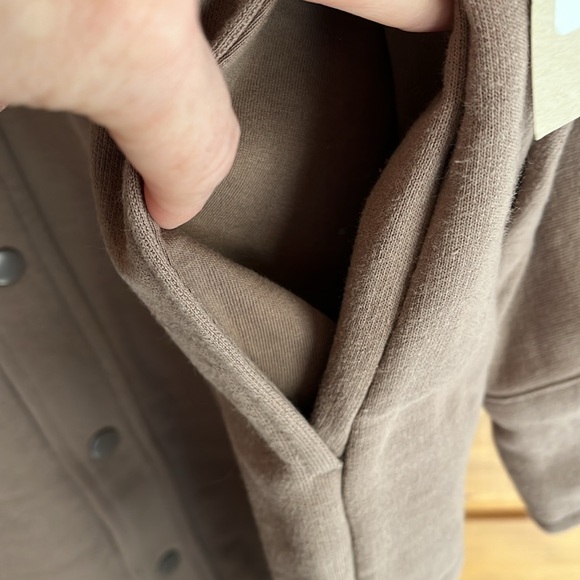 NWT TKEES Oversized Shirt Jacket - Picture 4 of 7